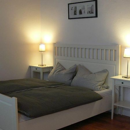 Business Flat Bahnhofstrasse Apartamento Wiesbaden Quarto foto