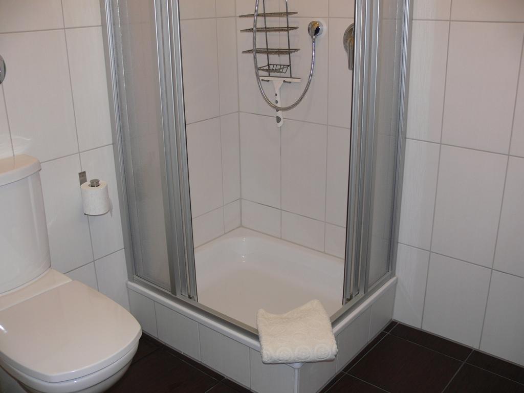 Business Flat Bahnhofstrasse Apartamento Wiesbaden Quarto foto